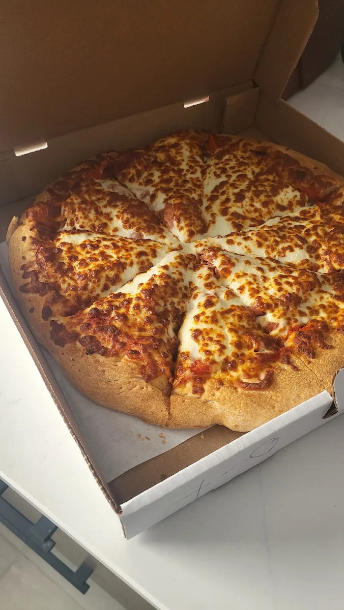 Pizza Pepperoni Fromage Croûte Épaisse