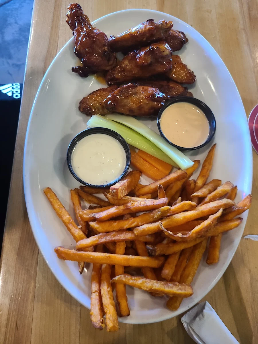 Chicken Wings with Sweet Potato Fries