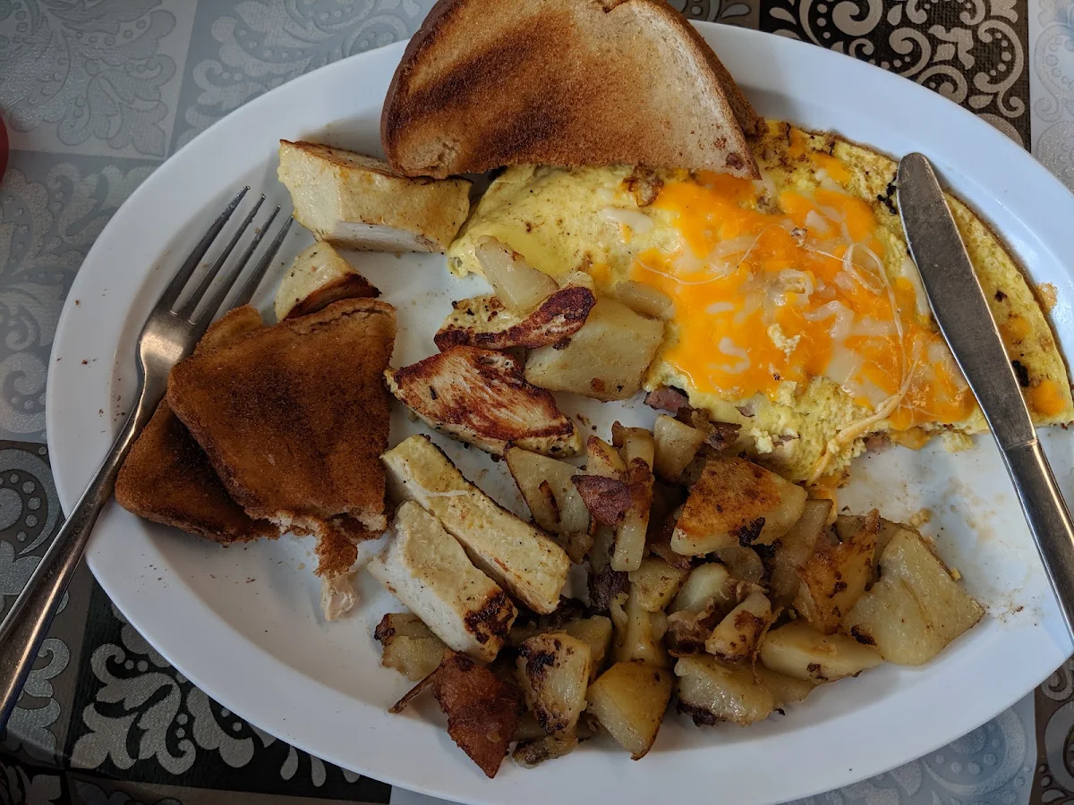 Omelette and Potatoes with BBQ Chicken