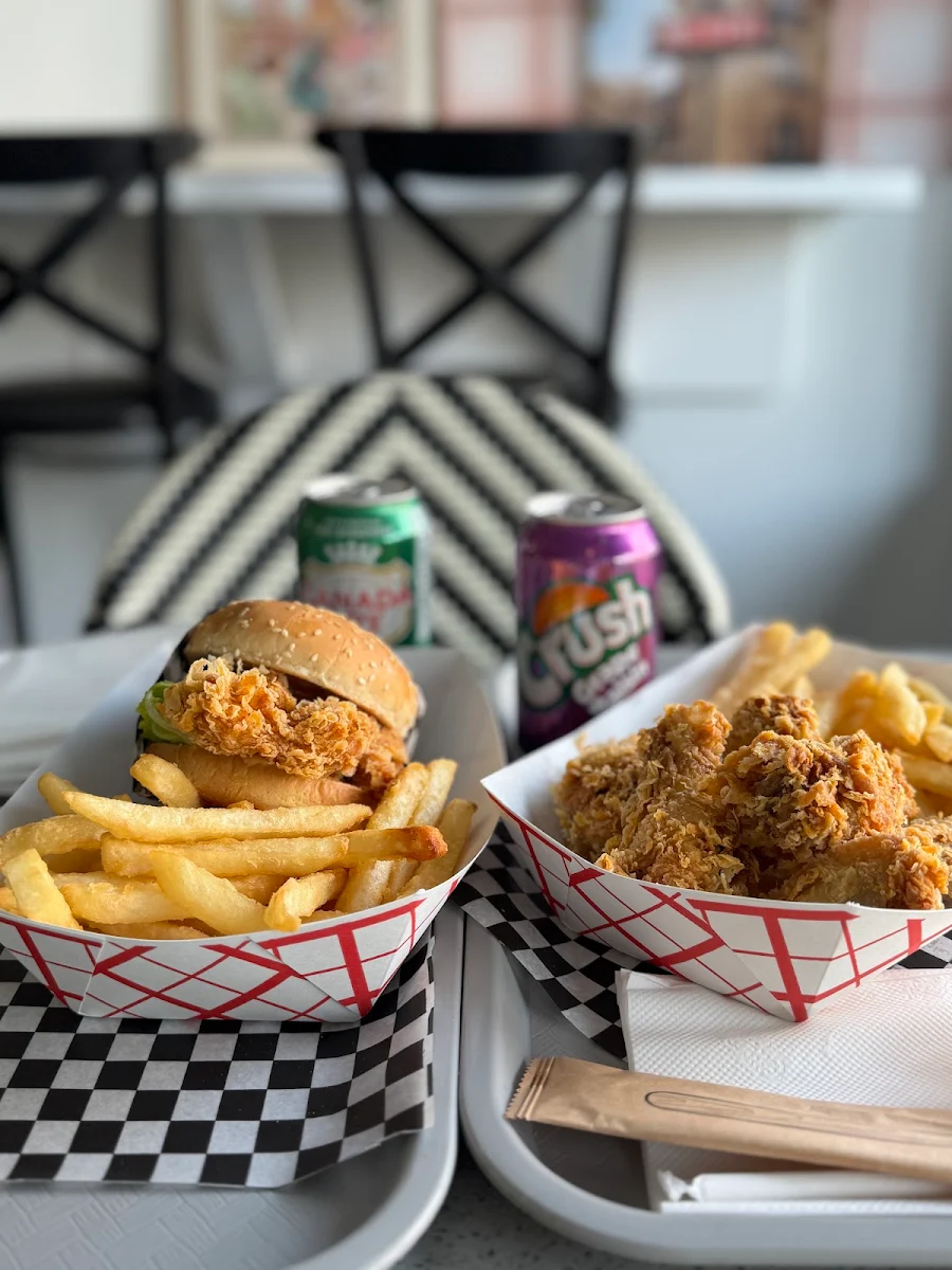 Chicken Tenders 3 Pieces with Fries and Sauce