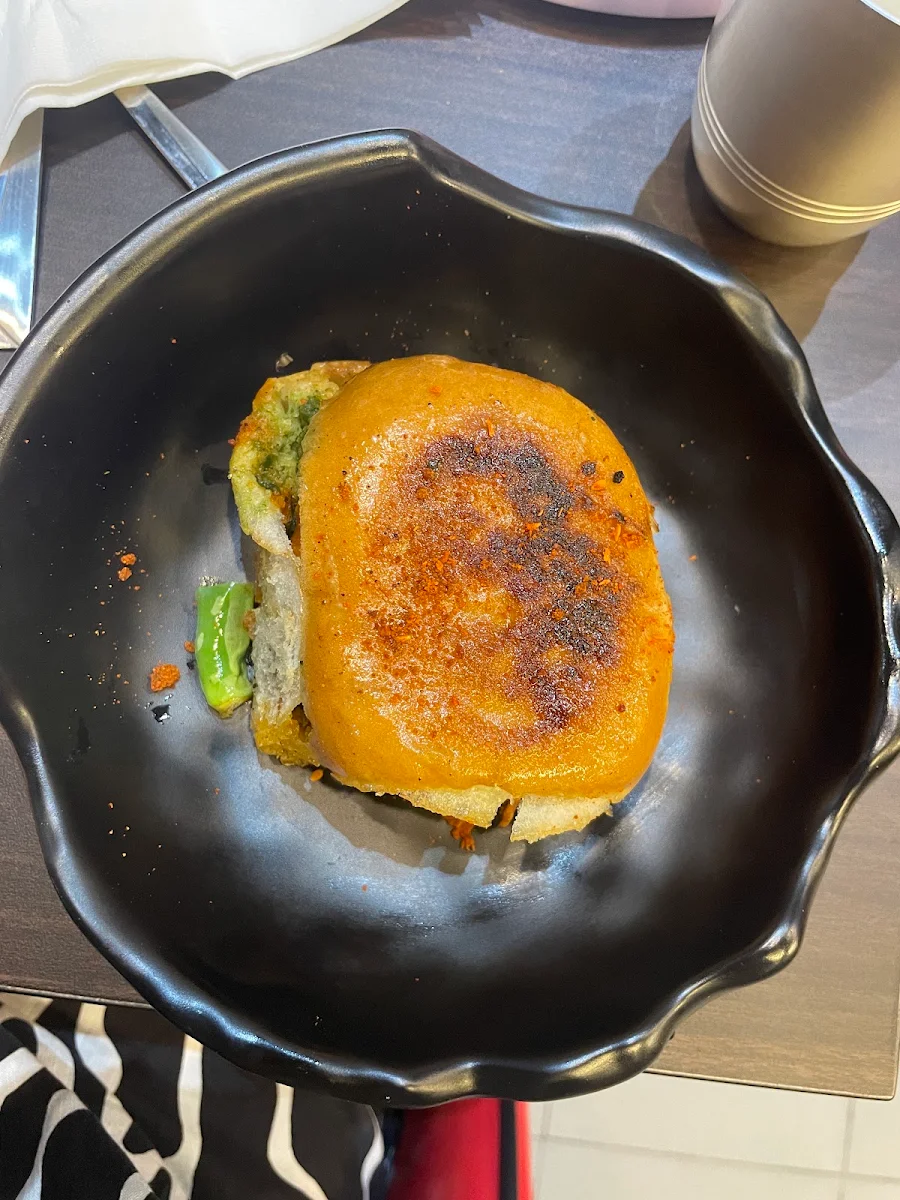 Butter Vada Pav