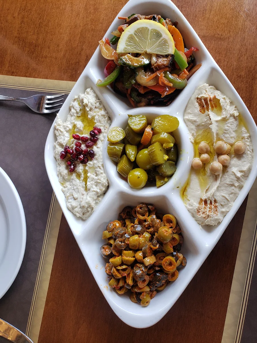 Cold Appetizer Platter, Aghati Restaurant