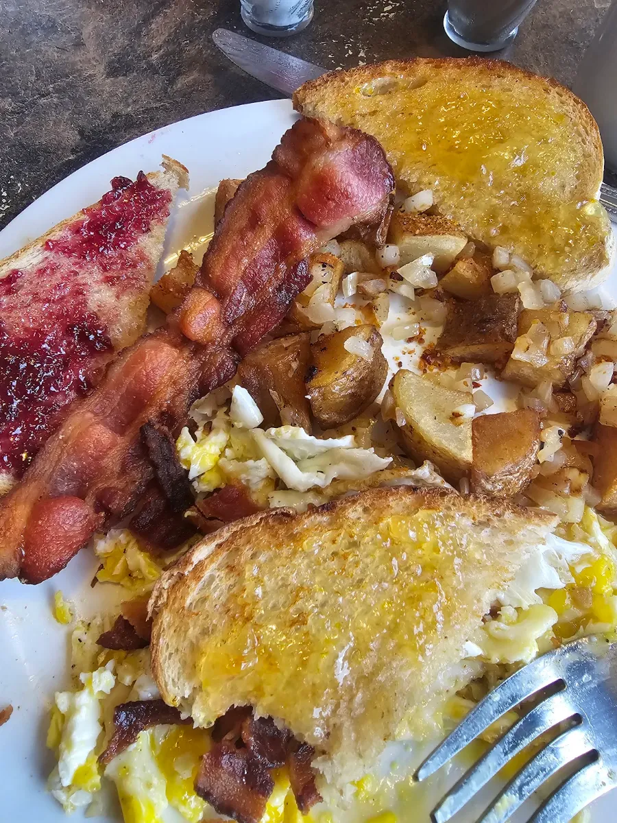 Fifties Good Time Omelet