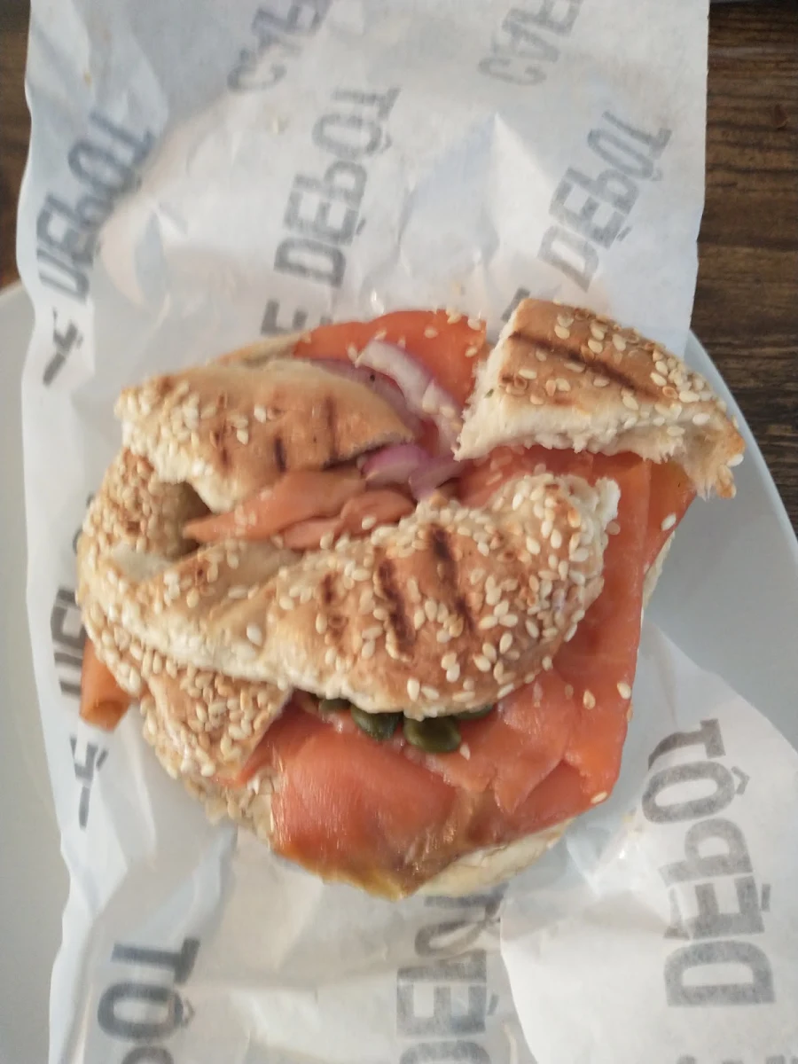 Bagel Montréalais Avec Fromage À la Crème