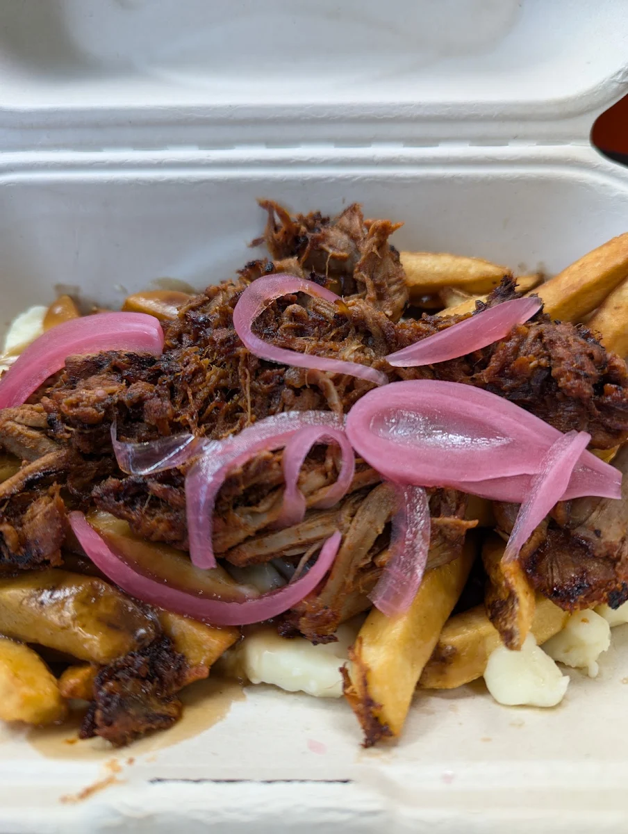 Smoked Pulled Pork Poutine