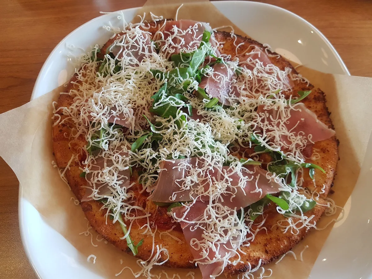 Pizza Bella, Boston Pizza