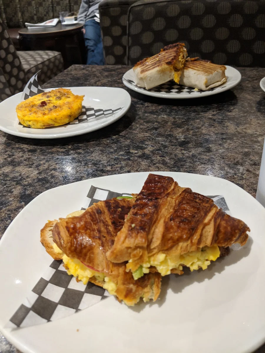 Eggspresso Croissant