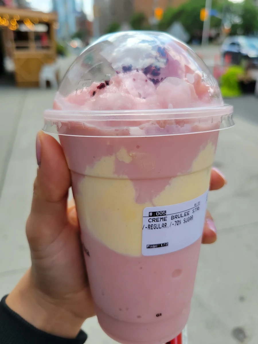 Strawberry Creme Brulee