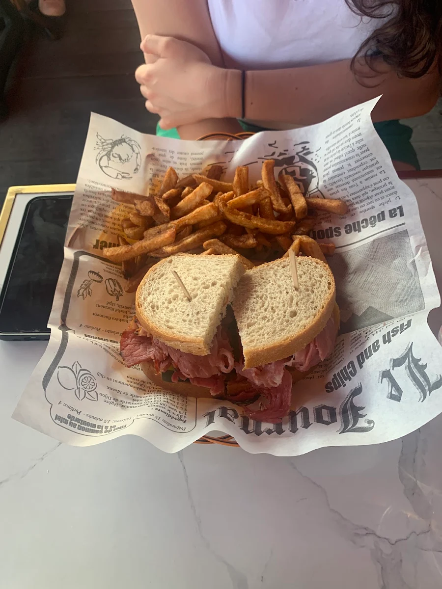 Smoked Meat Sandwich