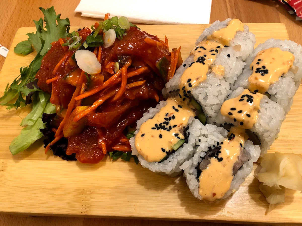 Spicy Tuna Combo B