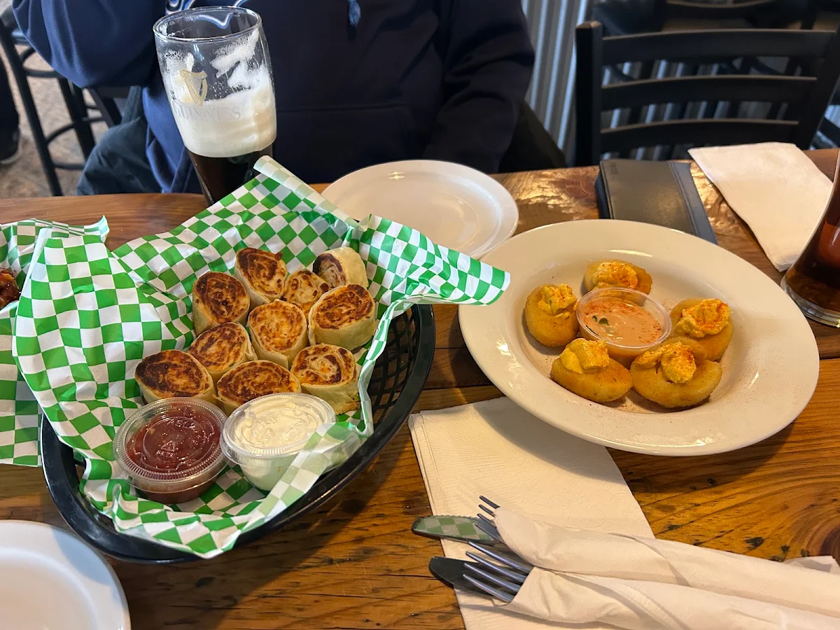 Highlights, Work Pub & Eatery