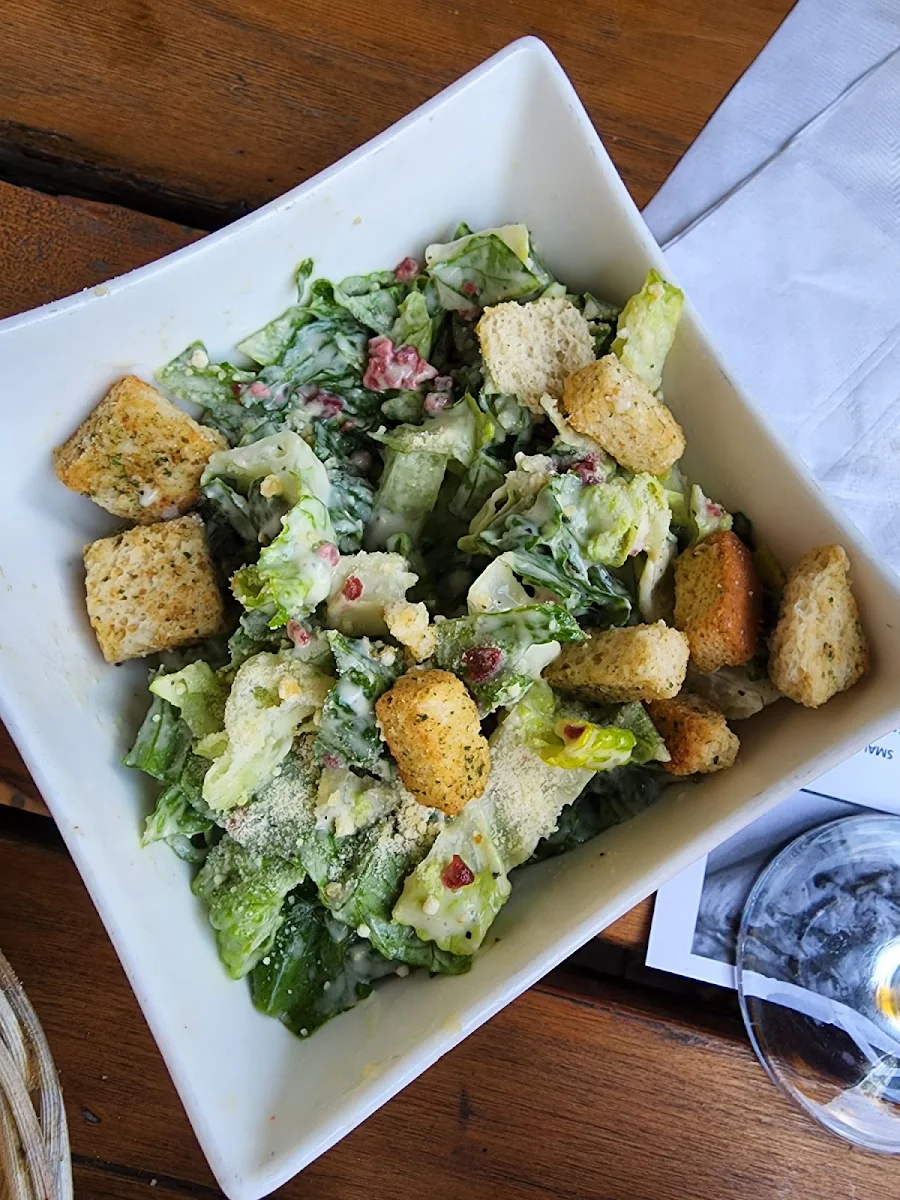 Caesar Salad (Medium)