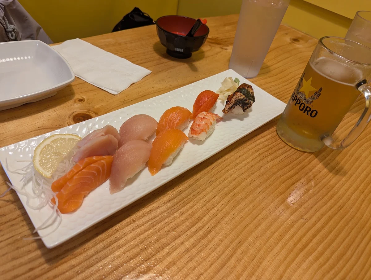 Sashimi & Sushi Combo