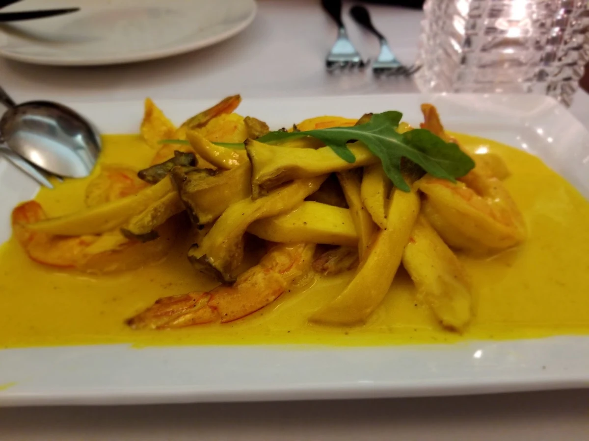 Shrimp with Saffron Sauteed Mushrooms