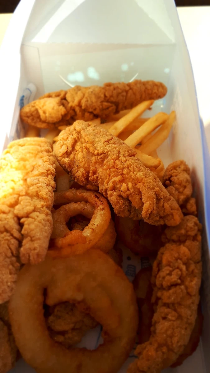 Chicken Onion Ring French Fries Basket