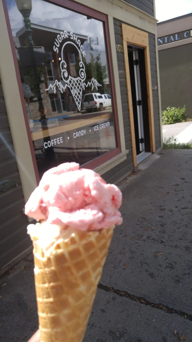 Double Scoop of Ice Cream Cone