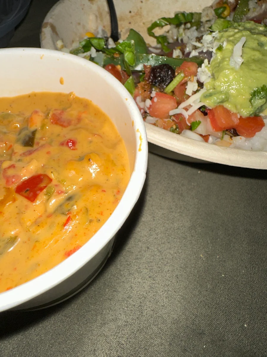 Grilled Chicken Bowl Queso Dipping Sauce