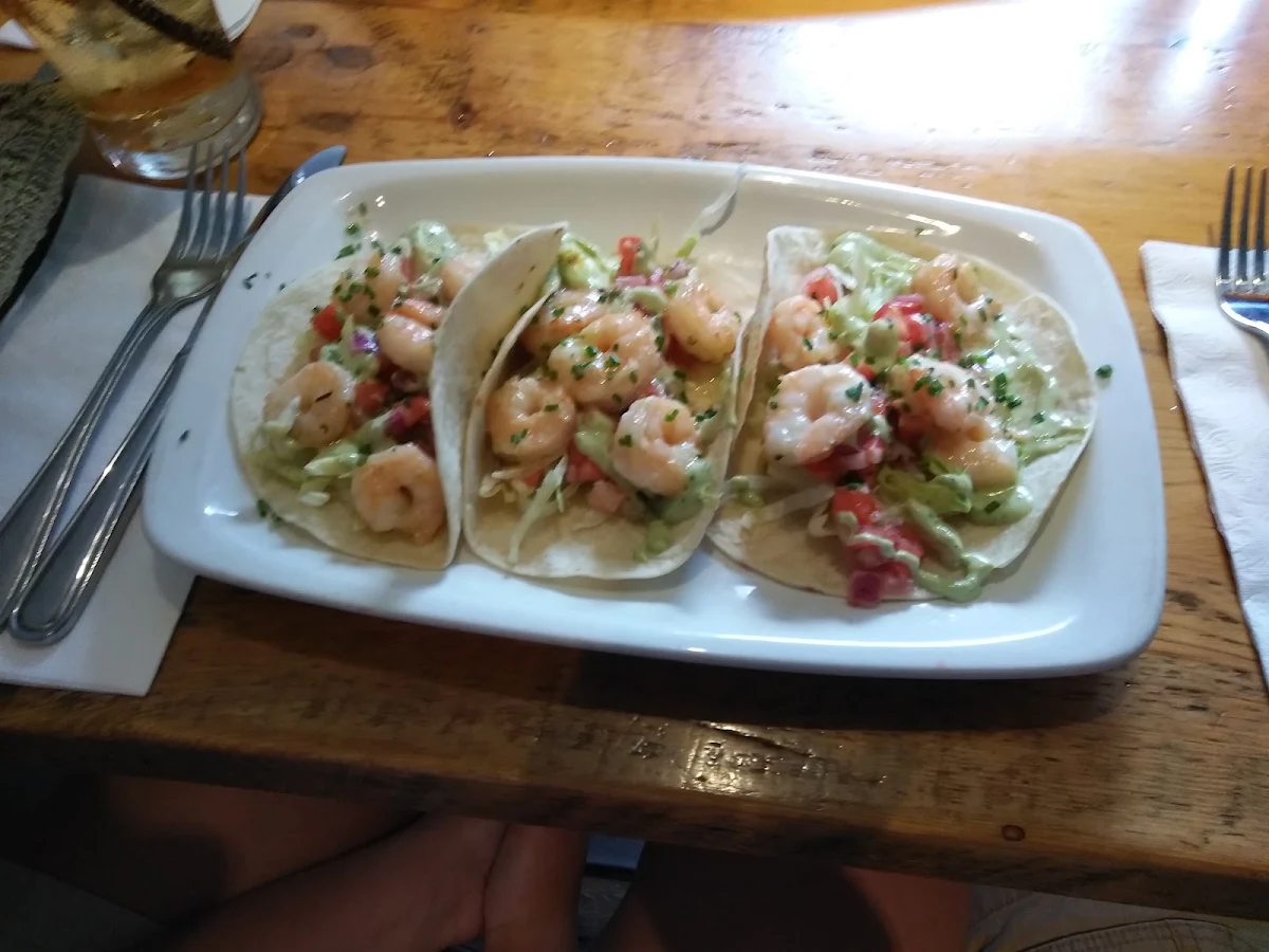 Garlic Shrimp Tacos