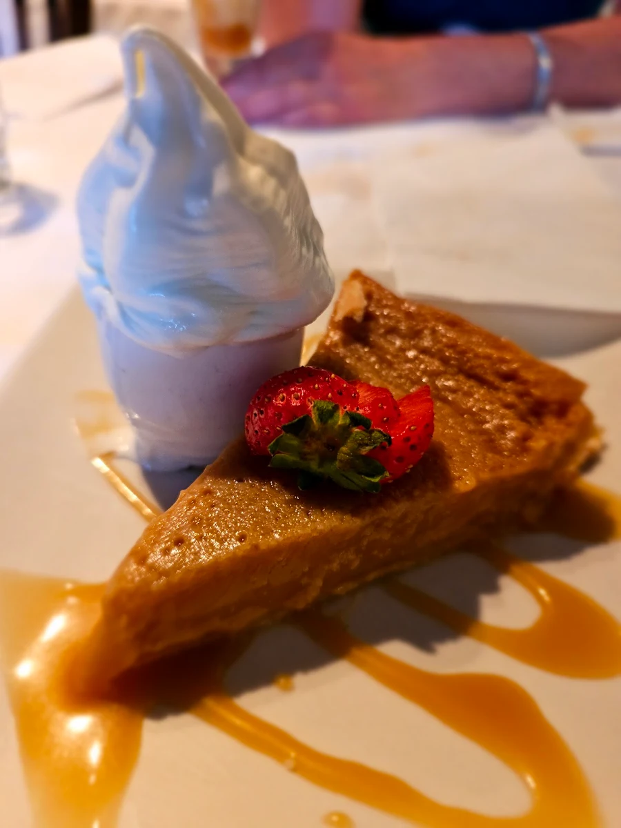 Sugar Pie a La Mode