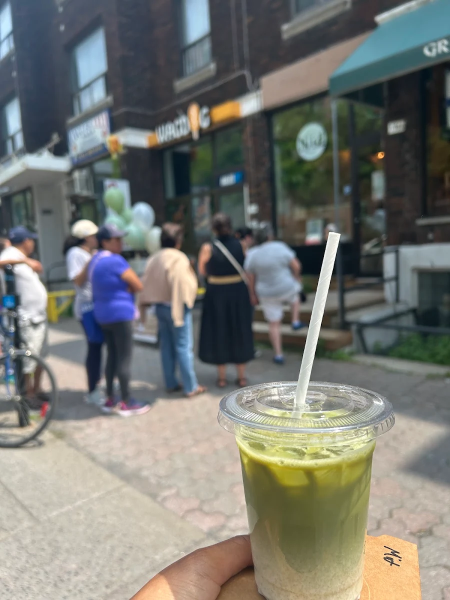 Latte Au Matcha Glacé, Nid Café