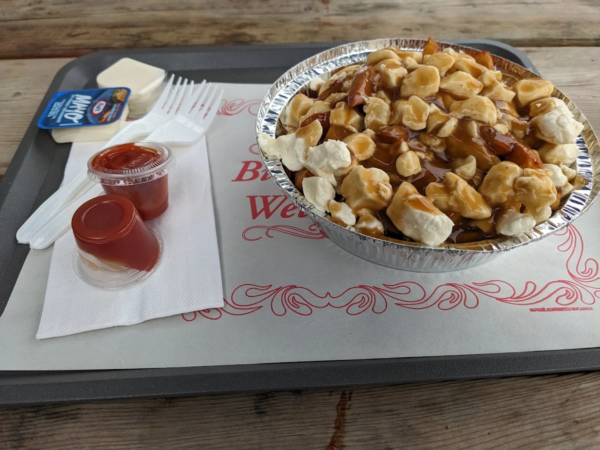 Poutine S, Buffet Bardy