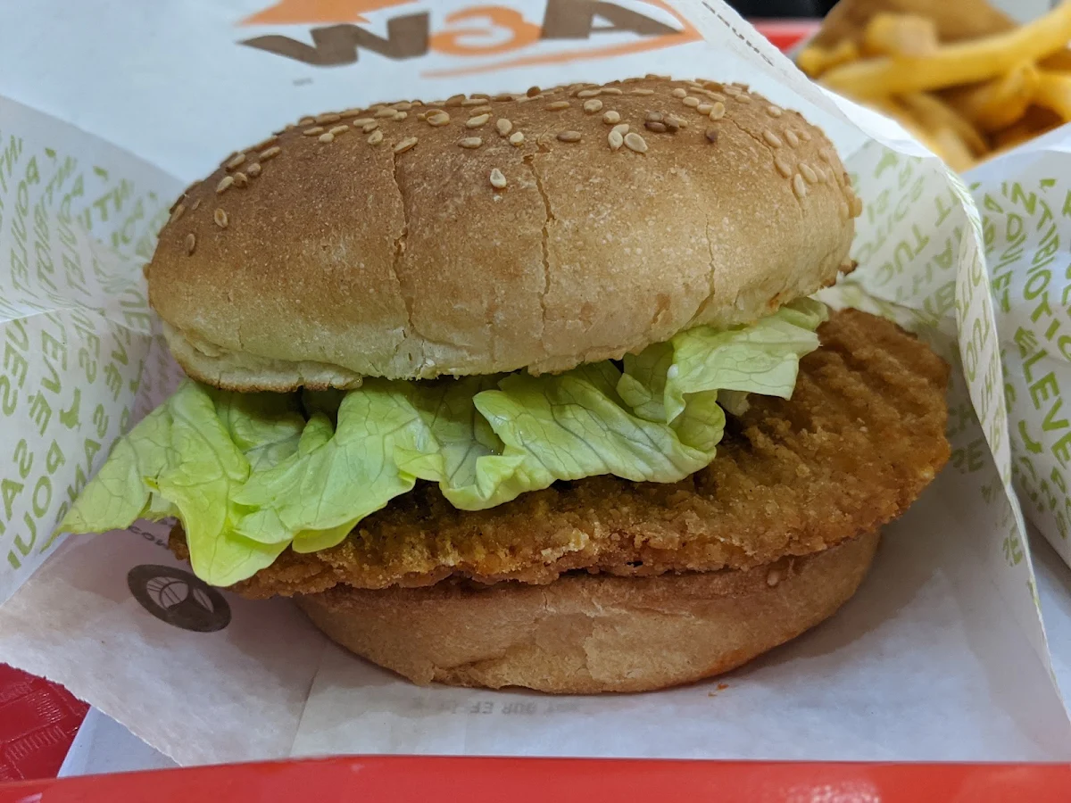 Chubby Chicken Burger, A&W Canada