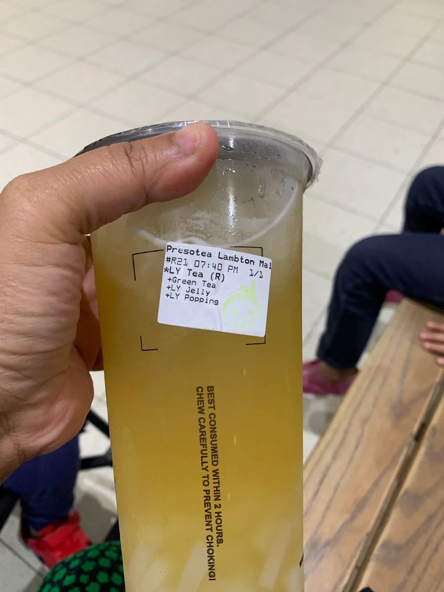 Lychee Green Tea with Poppings