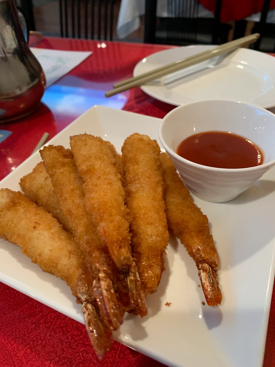 Crispy Torpedo Shrimp Dipped in Sweet-And-Sour Sauce - Tom Chien Bot