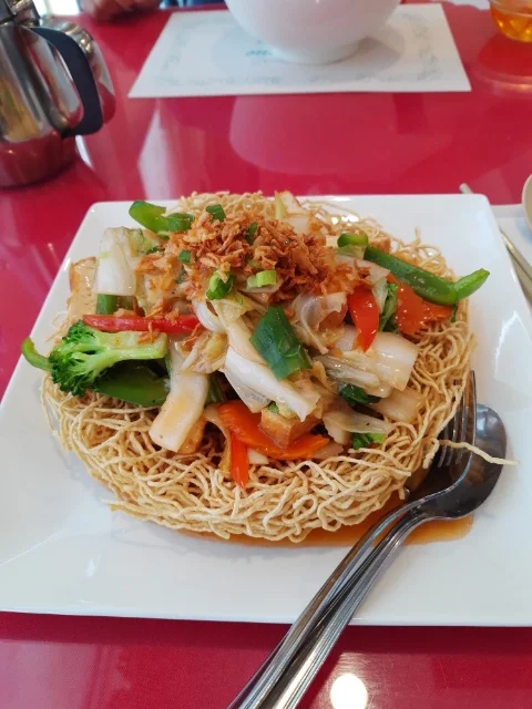 Vegetables Stir Fried on Crispy Egg Noodles - Rau MI Xao Don