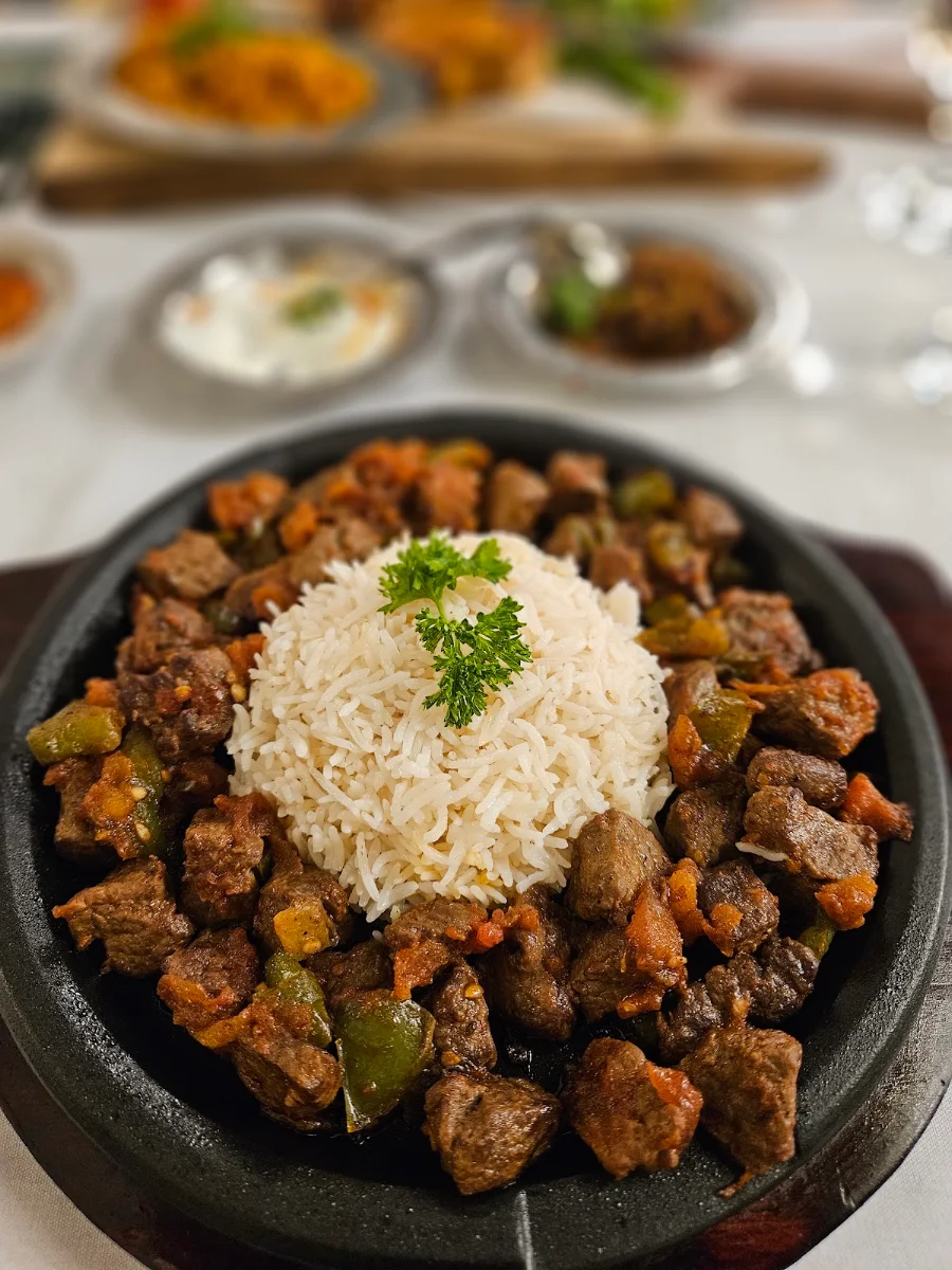 Sac Tava with Beef