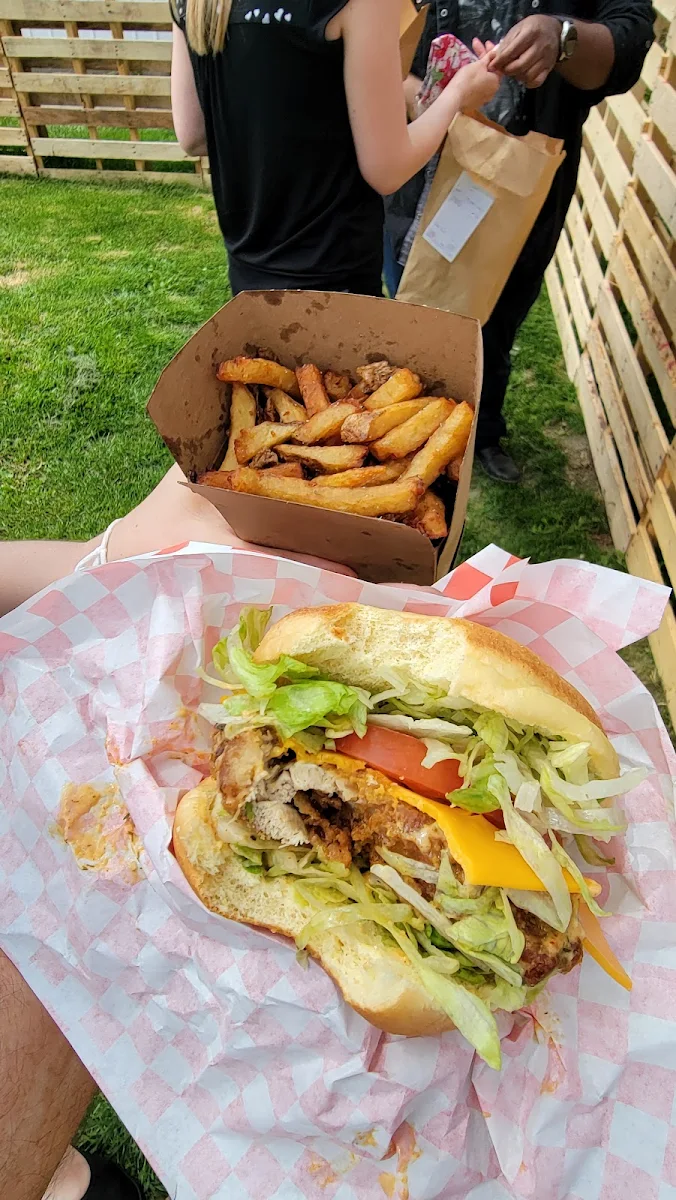 Talbot Chicken Sandwich Combo