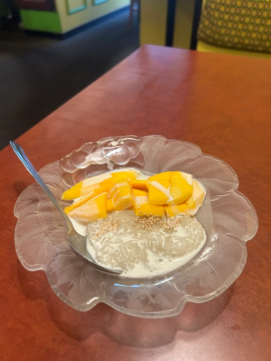 Fresh Mango Sticky Rice