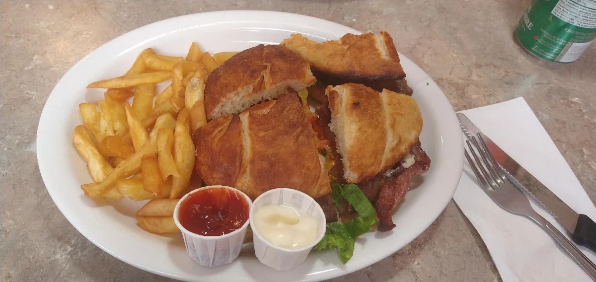 Cheeseburger with Bacon Cheese Fries