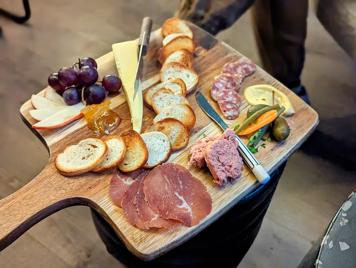 Planche Mixte - Fromage Et Charcuterie