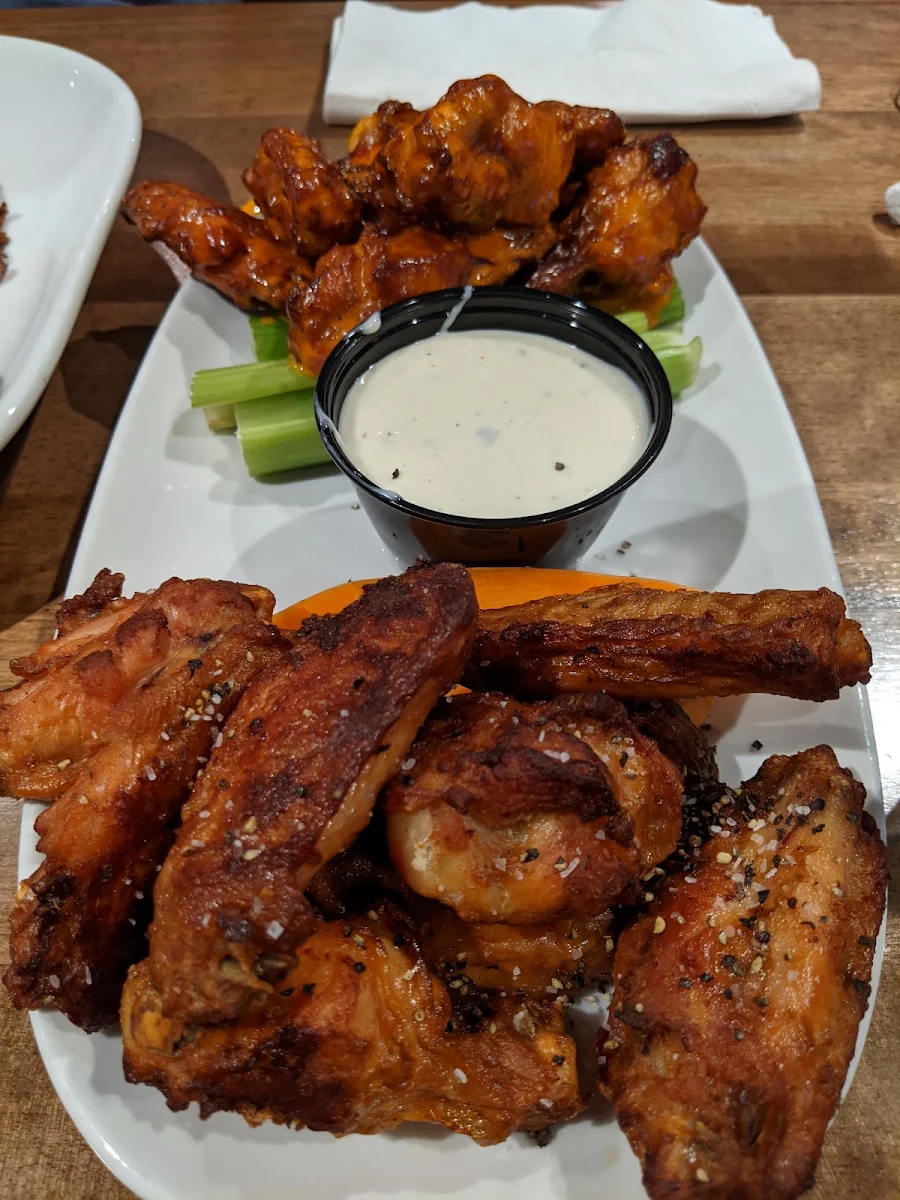 Wings Salt & Pepper & Medium Hot Wings