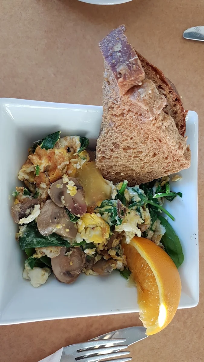 Brie Spinach Scrambled Eggs