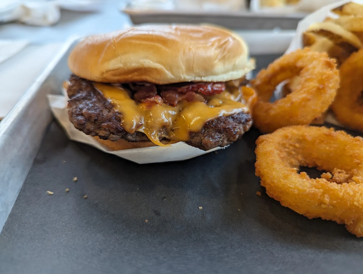 Bacon Cheeseburger
