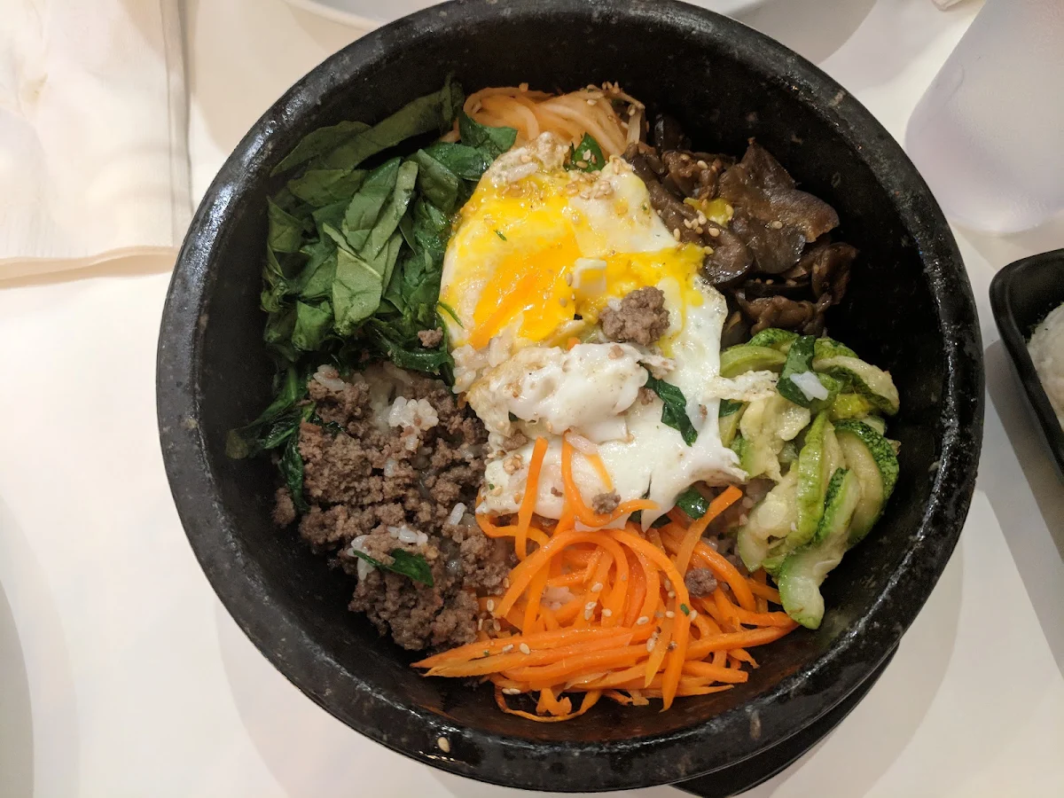 Dolsot Bibimbap