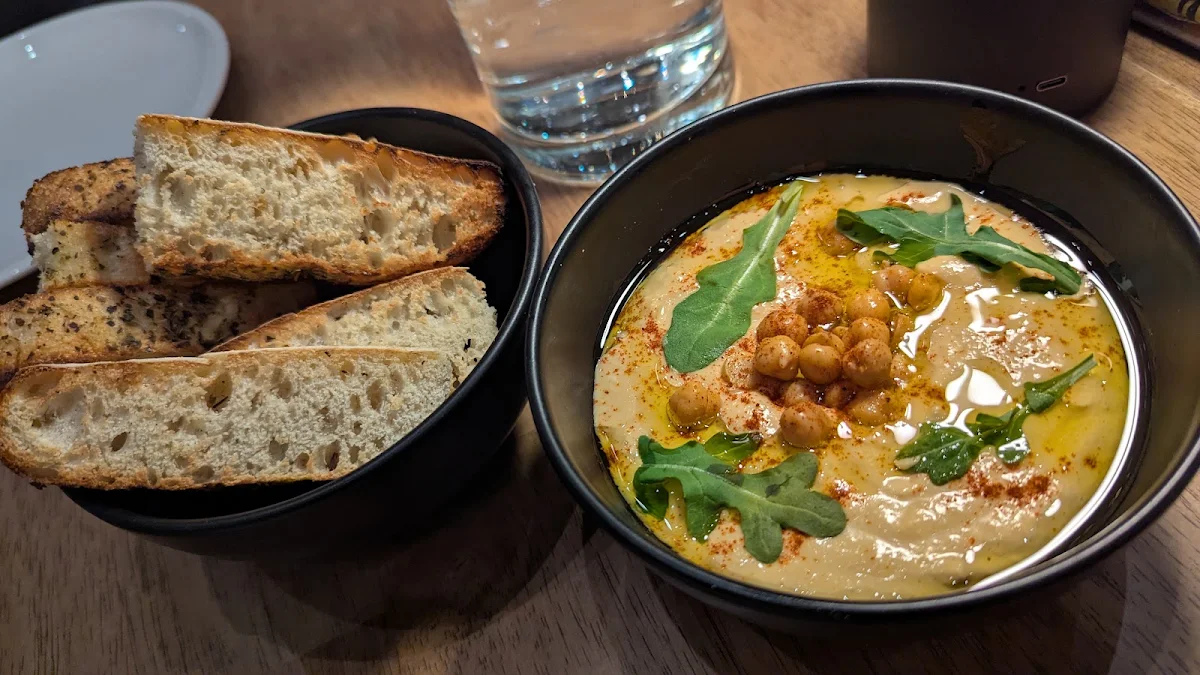 Hummus Focaccia