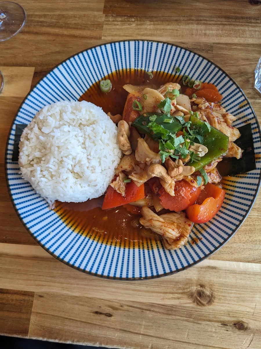 Cashew Chicken
