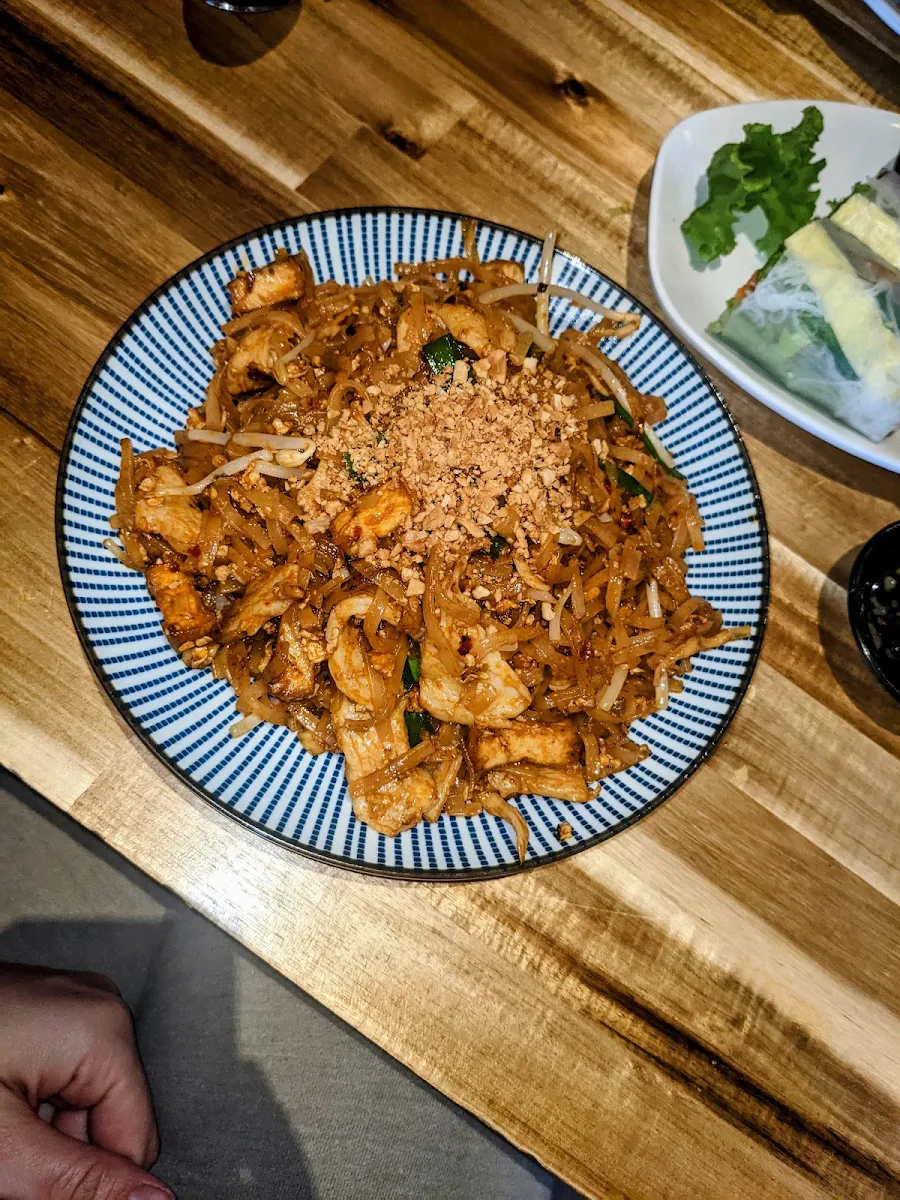 Chicken Pad Thai