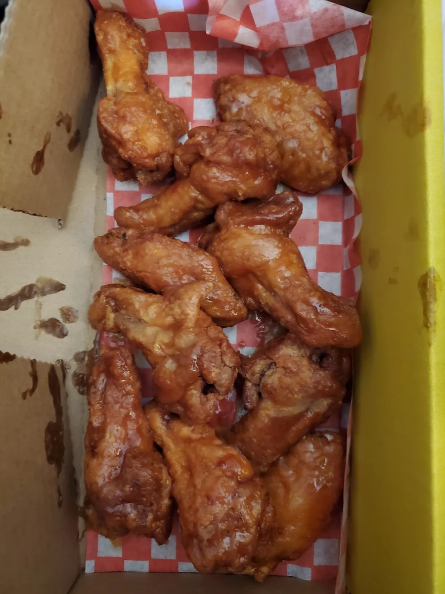 Chicken Wings, Original Willy's Pizza