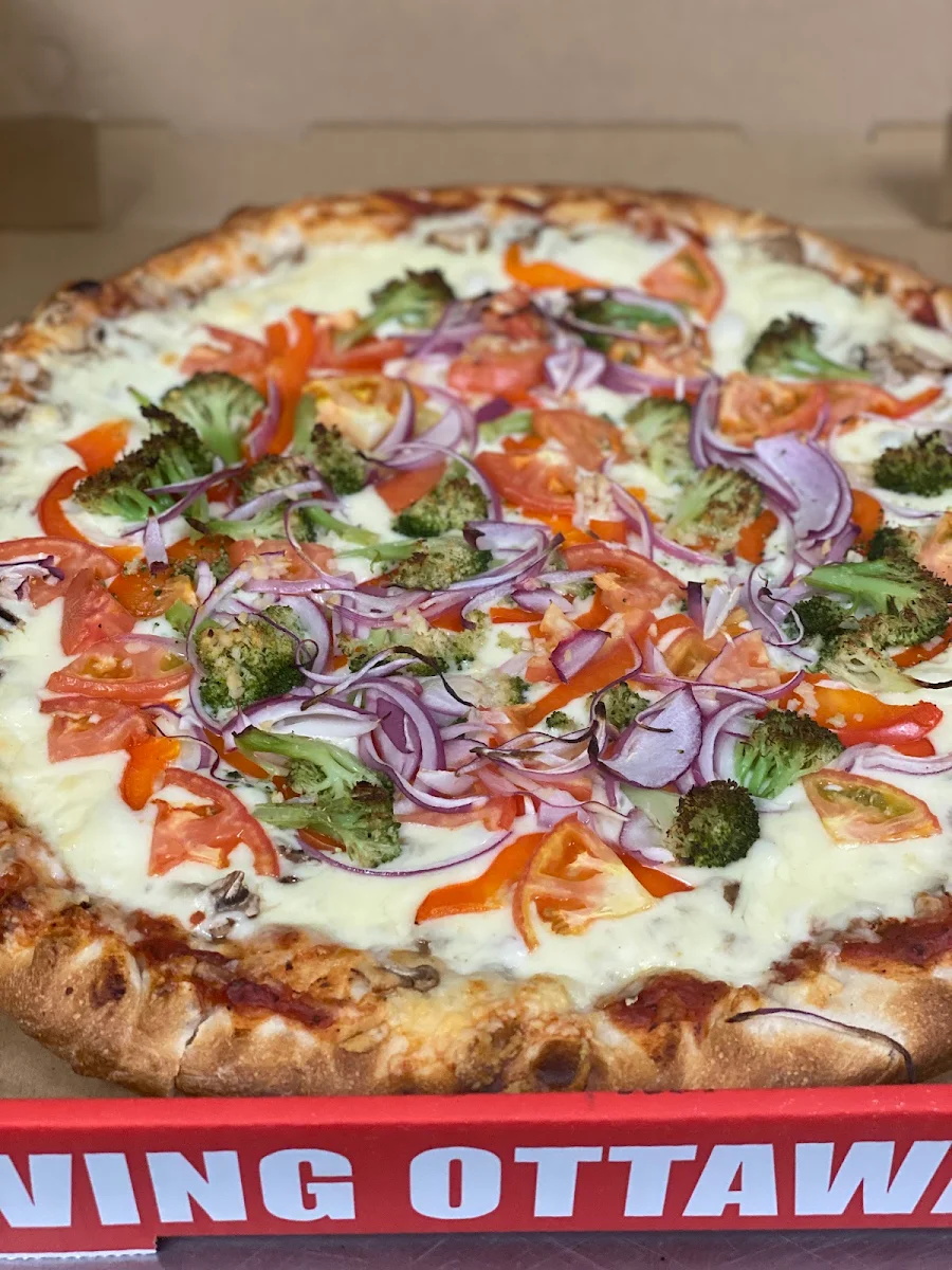 Highlights, Original Willy's Pizza