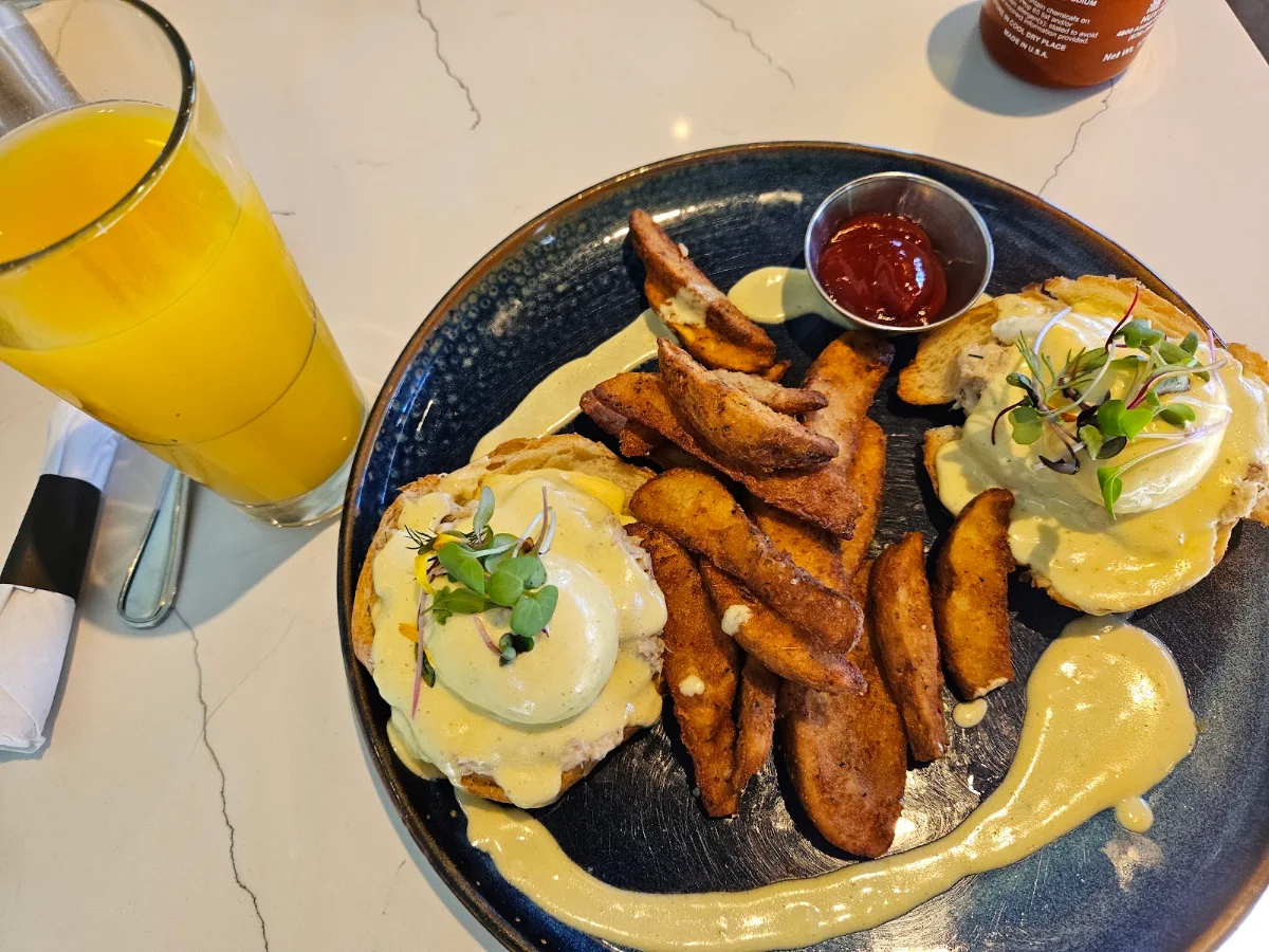 Crab Eggs Benedict