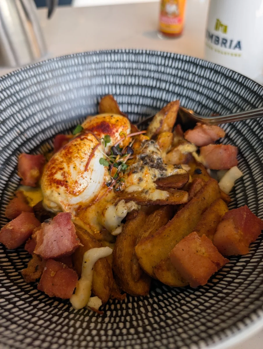 Gold Digga Breakfast Poutine