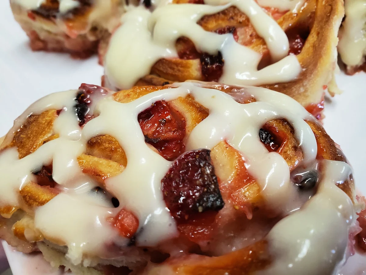 Strawberry Cinnamon Rolls