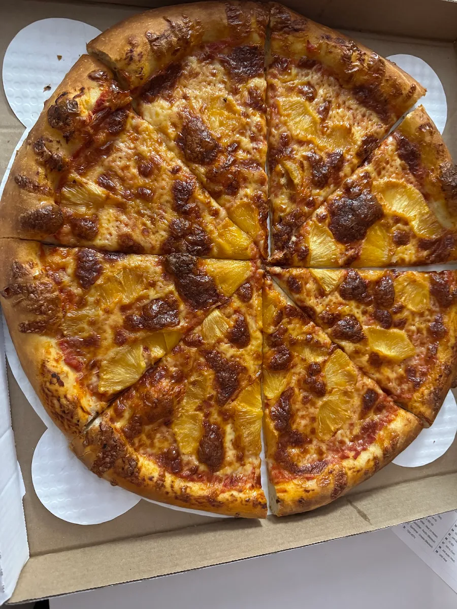 Cheese Pizza with Roasted Pizza Slices