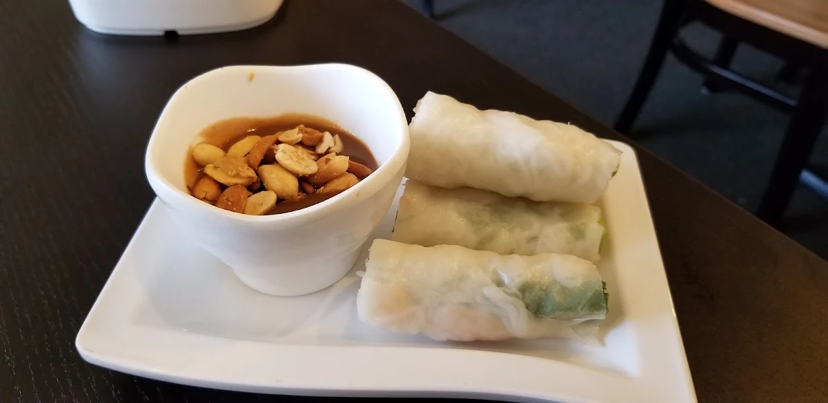 Salad Rolls, No.1 Noodle