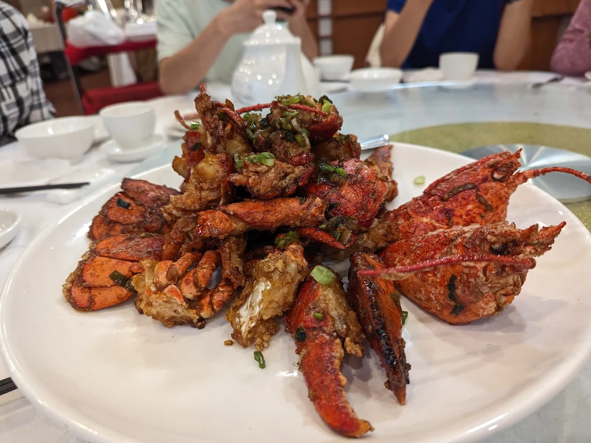 Wok-Fried Lobster in Black Bean