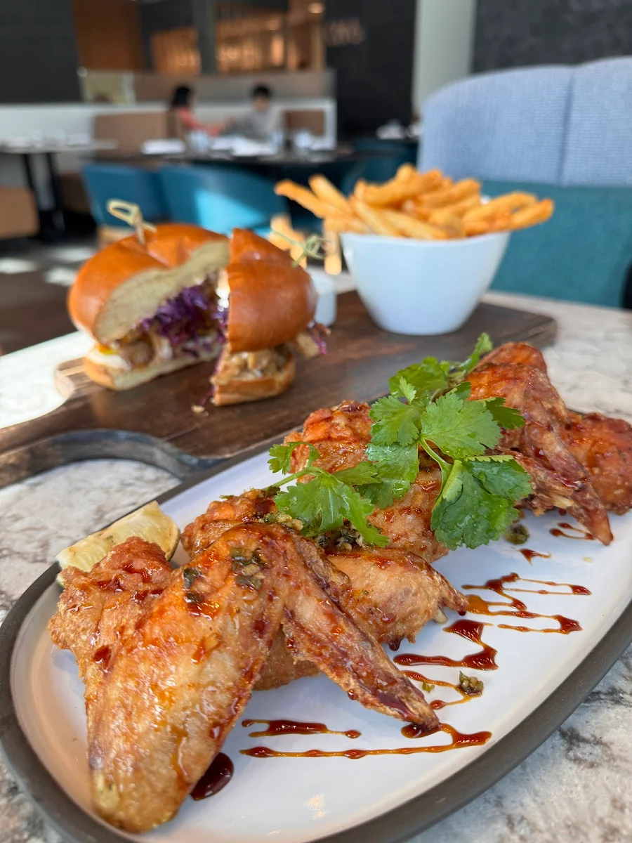 Wildlight Chicken Wings
